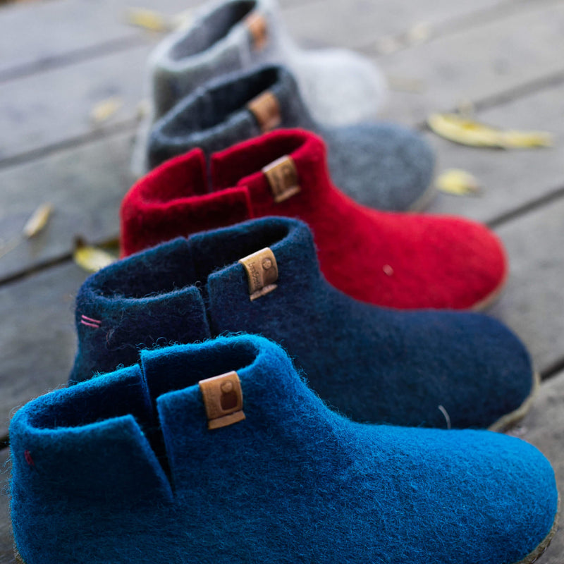 Red Felt Wool Boots with Suede Soles