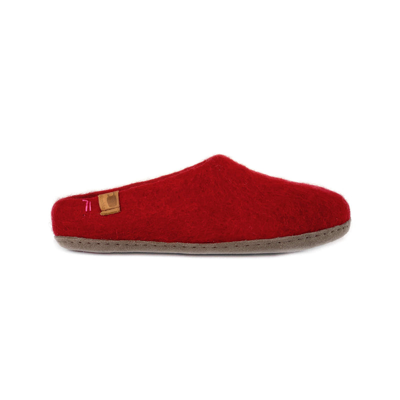 Product photo of Baabushka's red slipper with leather sole.