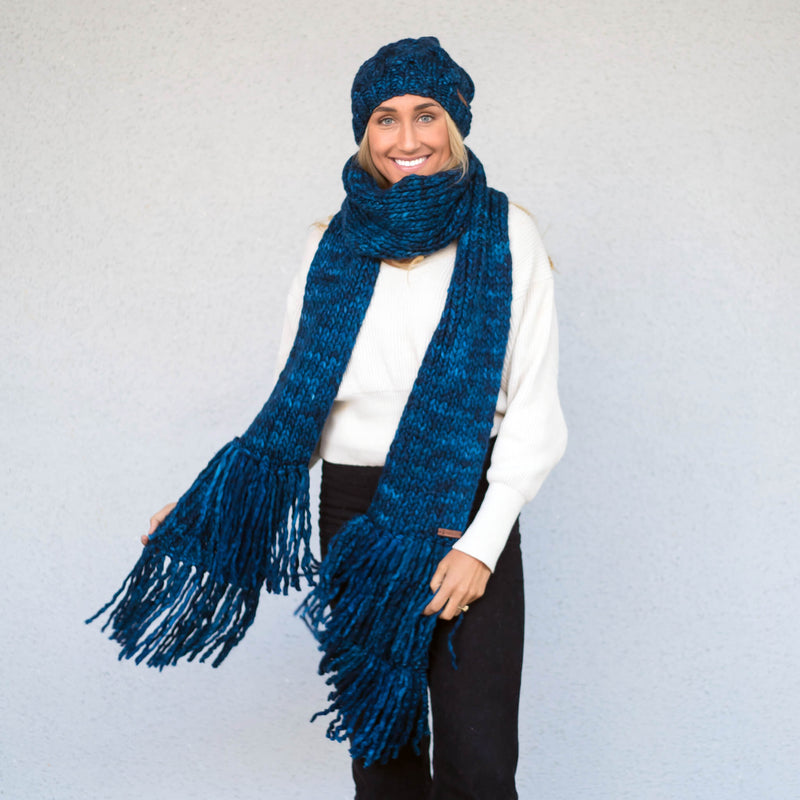 Women's Chunky Oversized Merino Wool Long Tassel Scarf - Midnight Blue