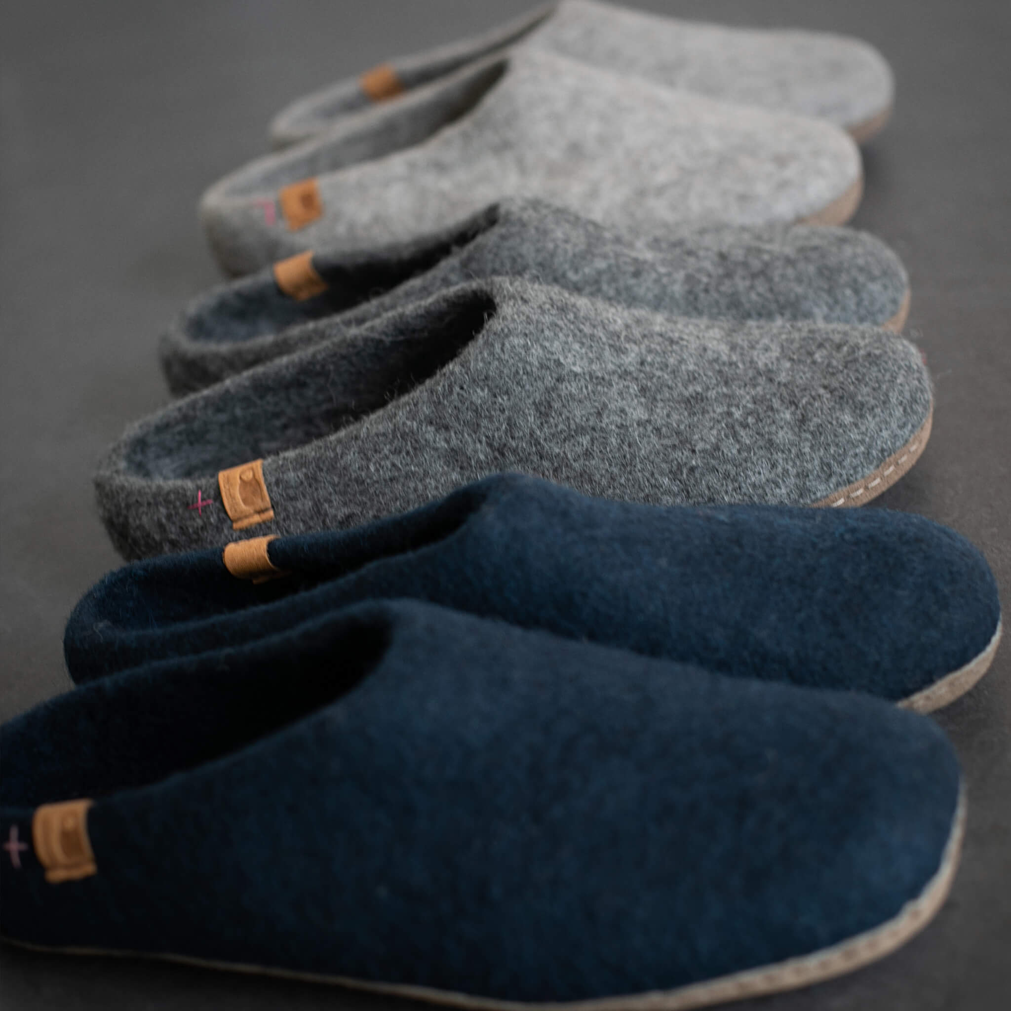Wool Slipper with Leather Sole - Dark Gray
